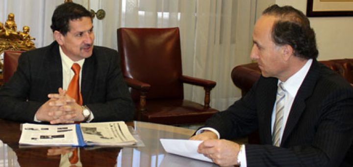 Alcalde Eduardo Borgoño y Ministro de Justicia Teodoro Ribera; Señales claras indican que no se reconstruirá el centro de detención de Los Ángeles