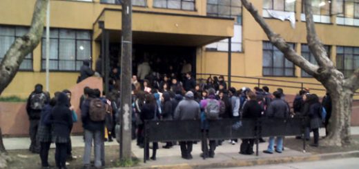 Angelino.cl - Malestar entre alumnos del Liceo Coeducacional A-61 "Santa María de Los Ángeles" por nueva toma del establecimiento