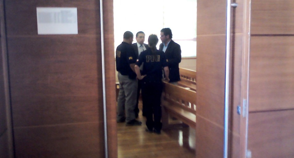 Abogado es detenido por PDI por grabar al interior del cuartel mal procedimiento según él