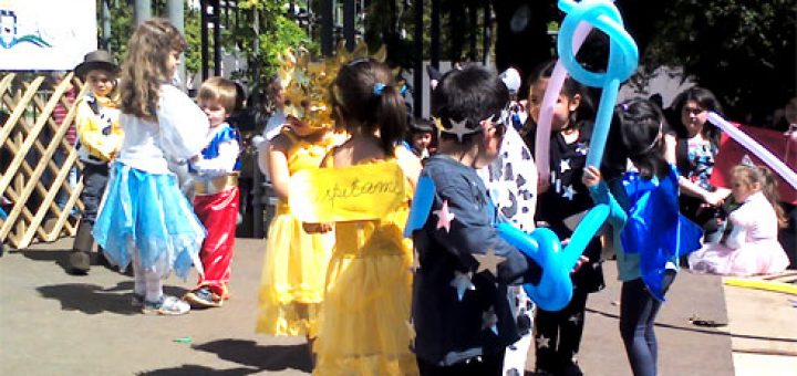 Con desfile, disfraces y actividad en Plaza de Armas se celebró Día del Párvulo en Los Ángeles