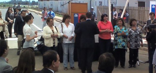 150 beneficiarios recibieron sus viviendas en acto encabezado por el Ministro de Vivienda y donde fue recordada la figura del fallecido Diputado Juan Lobos Krause.