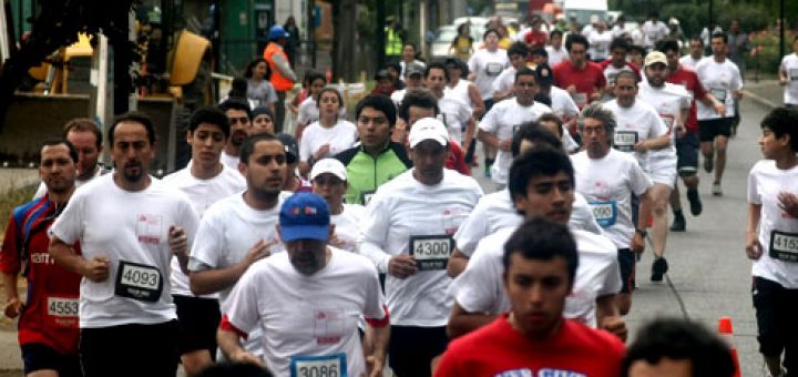 Bajo una llovizna cerca de doscientos corredores participaron del IND Tour en Los Ángeles