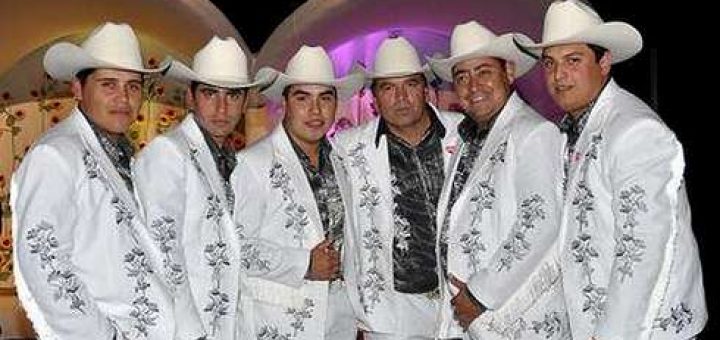 Gran Fiesta Ranchera en Laguna Esmeralda de Los Ángeles