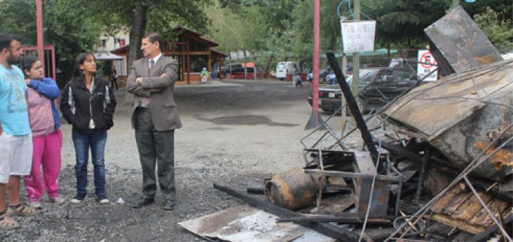 Los Ángeles; Seis locales de artesanía totalmente destruidos en Saltos del Laja