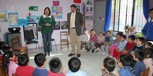 Efectuarán mejoramiento del patio de juegos del Jardín Infantil “21 de Mayo” que atiende a más de doscientos niños