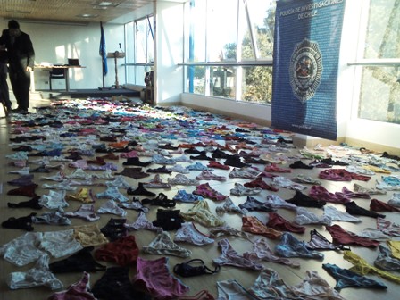 Cerca de 500 prendas femeninas fueron encontradas en un cajón con llave en el dormitorio del imputado 