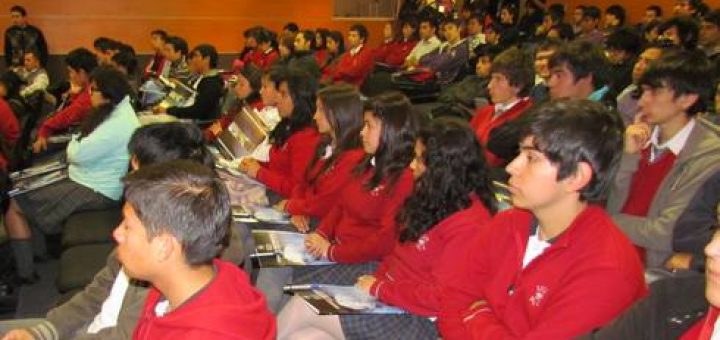 Los Ángeles; Estudiantes de la provincia participarán de jornada de reflexión sobre educación