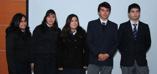 El equipo del Liceo Comercial espera superar su primera prueba y seguir avanzando en el Torneo Escolar de Debates