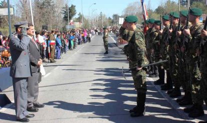 Más de cuarenta organizaciones del sector Salto del Laja dieron vida al acto cívico militar organizado por la Municipalidad de Los Ángeles