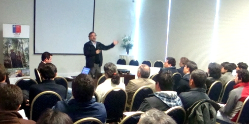 CONAF realiza en Los Ángeles taller de "Comercialización de Productos del Bosque Nativo"