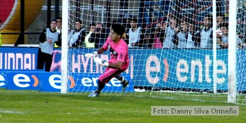 Clausura 2012; Nery Veloso en la serie de lanzamientos penales