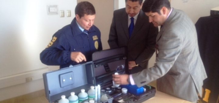 PDI de Los Ángeles recibe nuevos maletines para la investigación criminalística