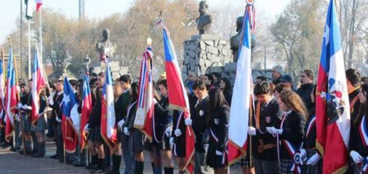 En avenida 21 de Mayo se conmemora el Día de las Glorias Navales