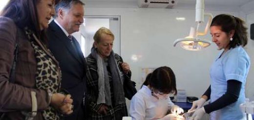 Inauguran nueva clínica odontológica destinada preferentemente a la atención de zonas rurales de Los Ángeles