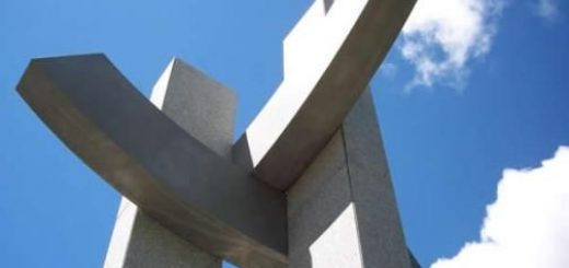 Corte de Apelaciones de Concepción dictó condena por crímenes de la dictadura en Santa Bárbara y Quilaco (fotografía del memorial sobre puente Quilaco)