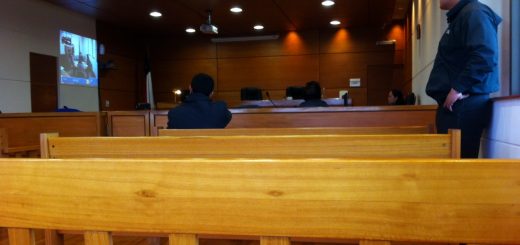 Tribunal sentencia a 3 años a hombre que indicaba pololear con vecina de 13 años en Quilleco