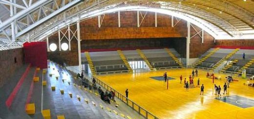 Polideportivo de Los Ángeles fue inaugurado con espectáculo de "Teatro a Mil"