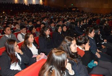 General Director de Carabineros realizó charla motivacional a alumnos de establecimientos municipales